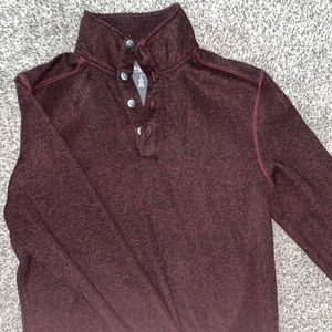 Men’s VanHeusen sweater